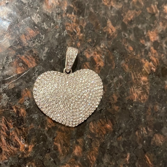 Rhinestone heart pendant - Picture 1 of 2